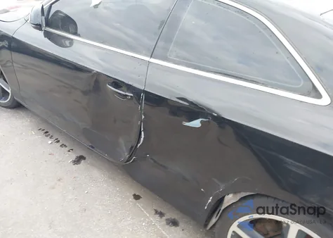 2009 Audi A5 3.2L z USA, uszkodzony, nr VIN WAUDK78T99A015507